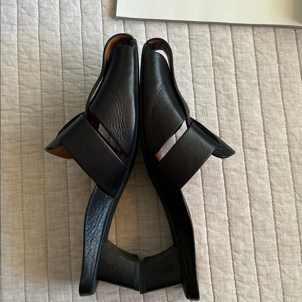 L’Amour Des Pieds black leather basket weave heeled slide mule sandals 8​ - Picture 6 of 13